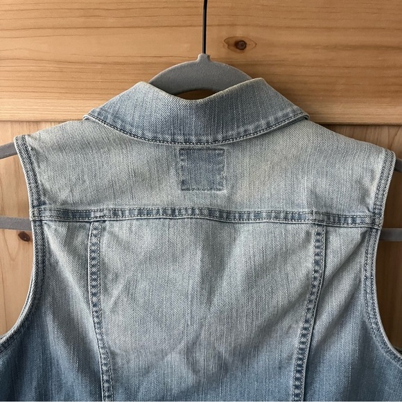 Old Navy Light Blue Denim Vest - Picture 4 of 4